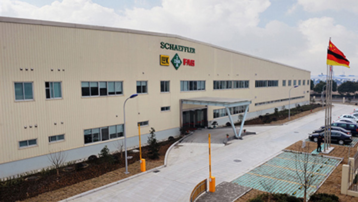 雷贝斯托摩擦品(苏州)有限公司成立,后并入舍弗勒,更名为舍弗勒摩擦品(苏州)有限公司。